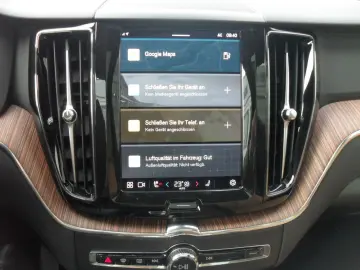 VOLVO XC 60 B4 Plus Bright   Sitzbelüftung   Panora.