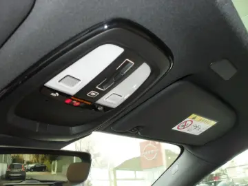 VOLVO XC 60 B4 Plus Bright   Sitzbelüftung   Panora.