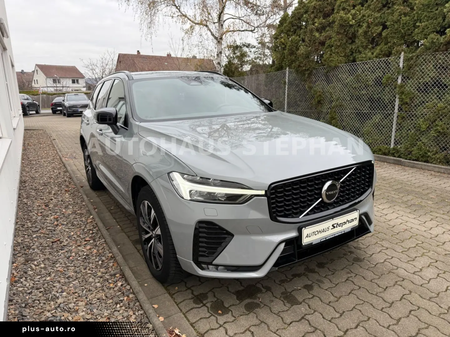 VOLVO XC60 B4 D Plus Dark Autom. GARANTIE