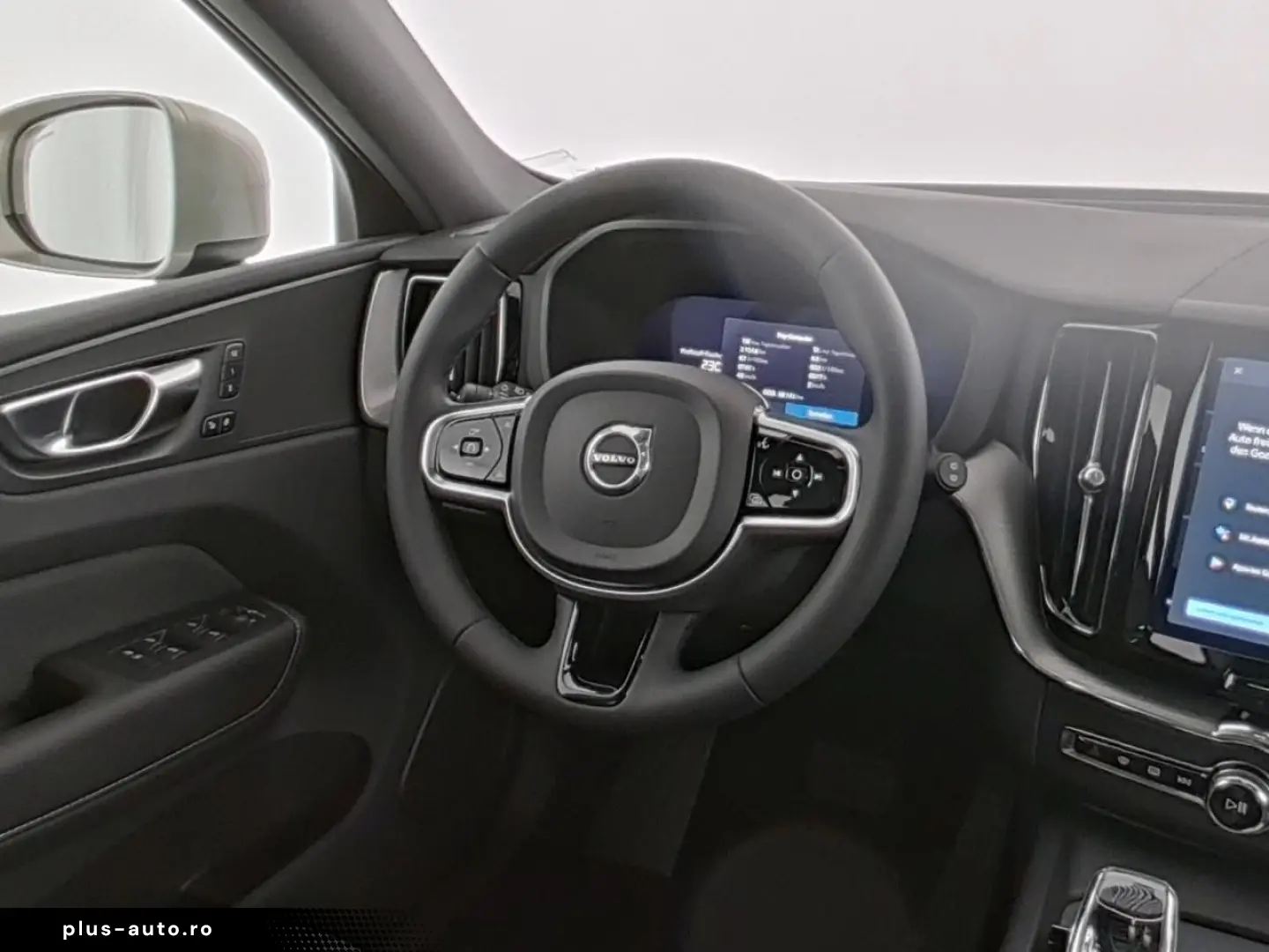 VOLVO XC60 B4 AWD Plus Bright Plus Bright AHK PANO LED