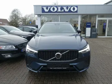 VOLVO XC60 Plus B4 Mild-Hybrid Dark StndHZ 360  AHK