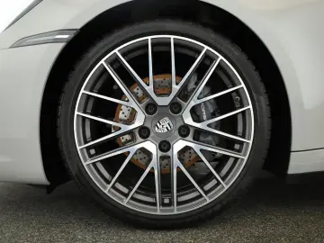 PORSCHE 911 Carrera Cabrio Design Matrix