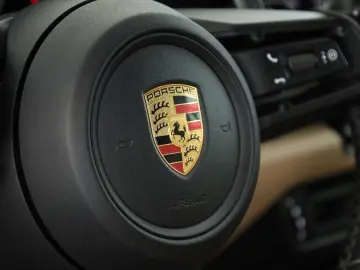 PORSCHE 911 Carrera Cabrio Design Matrix