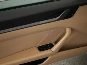 PORSCHE 911 Carrera Cabrio Design Matrix