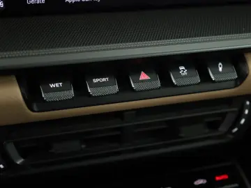 PORSCHE 911 Carrera Cabrio Design Matrix