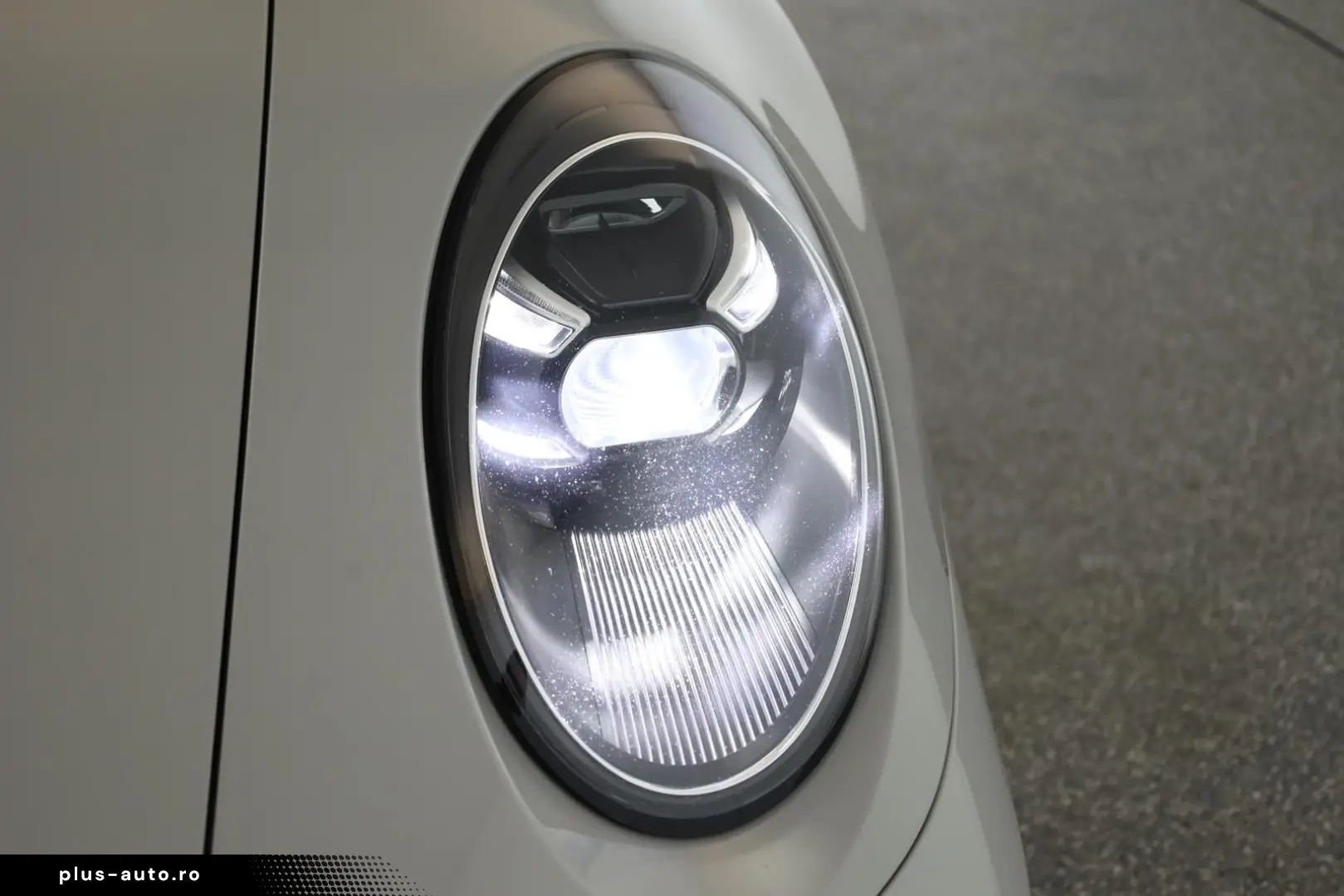 PORSCHE 911 Carrera Cabrio Design Matrix