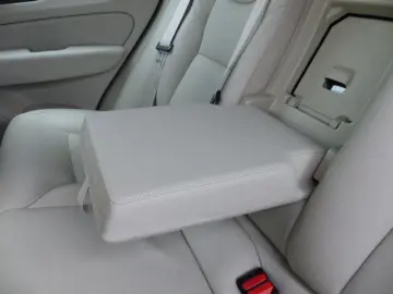 VOLVO XC60 Plus Dark B4 Aut.LEDER hell GOOGLE CAM