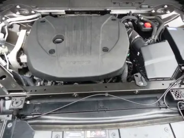 VOLVO XC60 Plus Dark B4 Aut.LEDER hell GOOGLE CAM