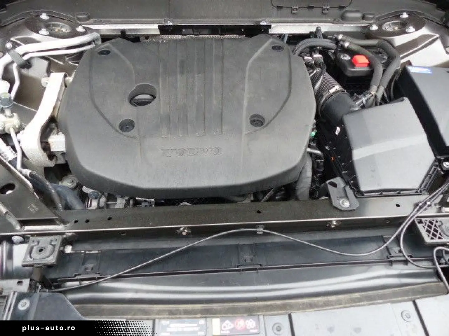 VOLVO XC60 Plus Dark B4 Aut.LEDER hell GOOGLE CAM