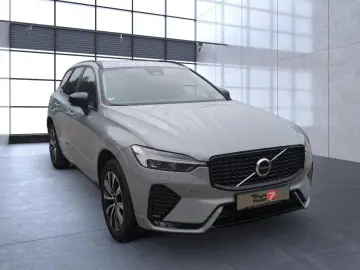 VOLVO XC 60 Plus Dark 2WD Bluetooth LED Vollleder
