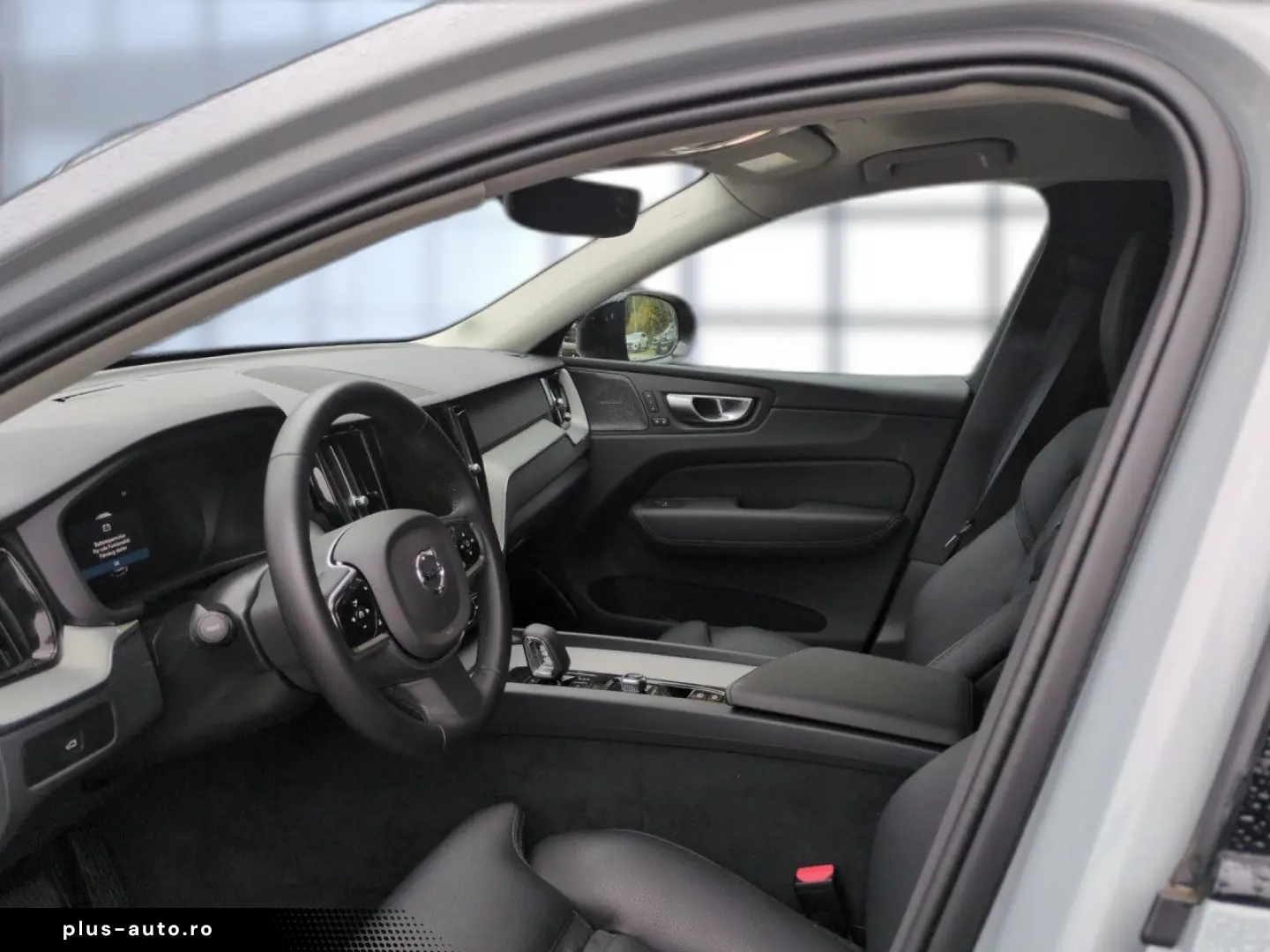 VOLVO XC 60 Plus Dark 2WD Bluetooth LED Vollleder