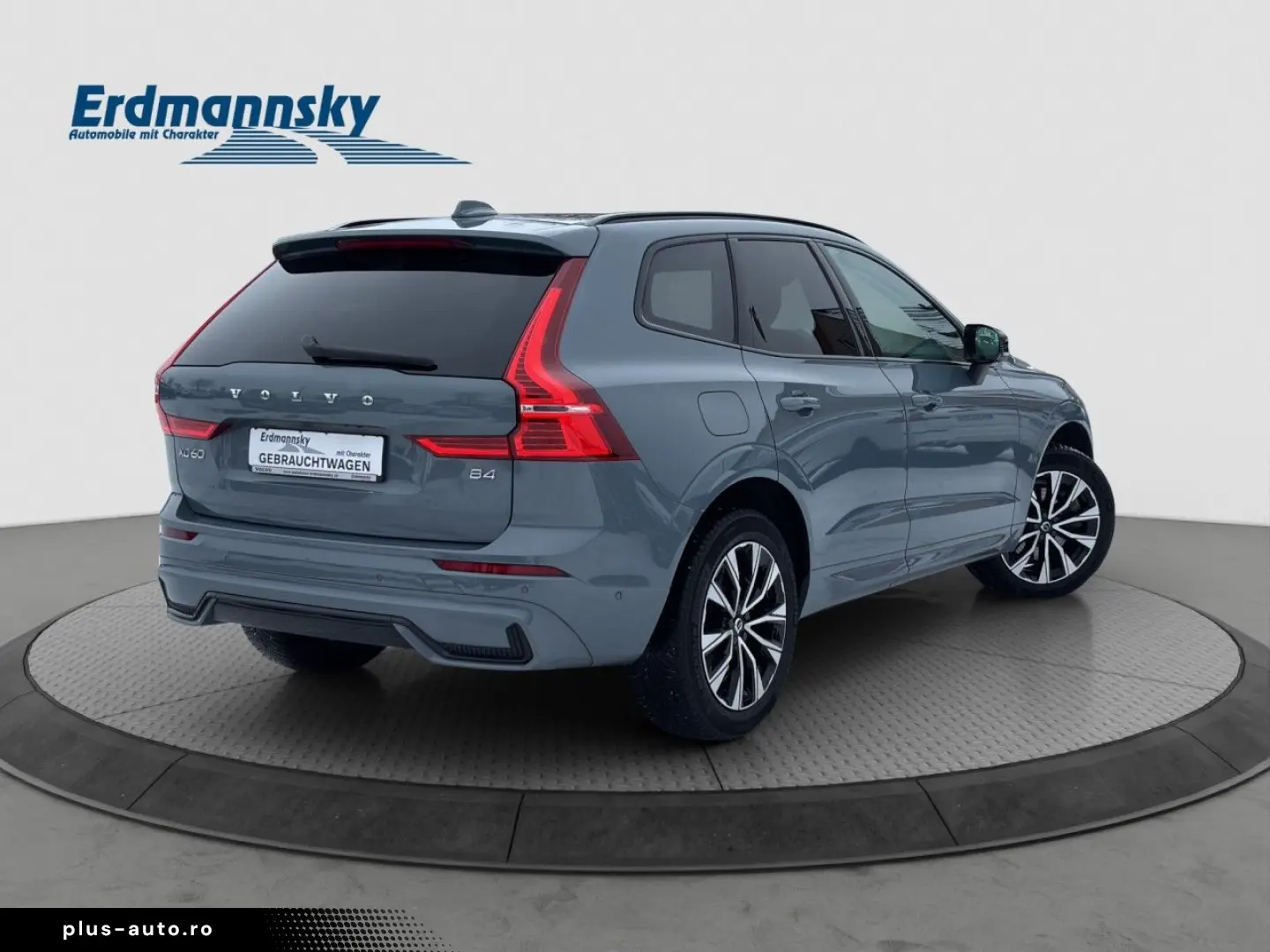 VOLVO XC60 B4 Plus Dark Pano Standhz 360Kam BLIS GJR