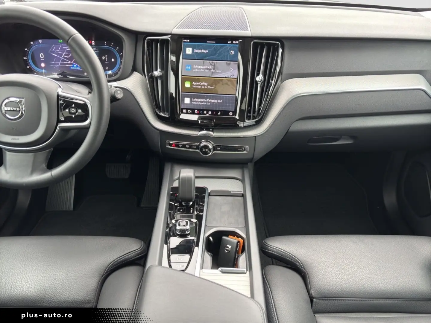 VOLVO XC60 B4 Plus Dark Pano Standhz 360Kam BLIS GJR