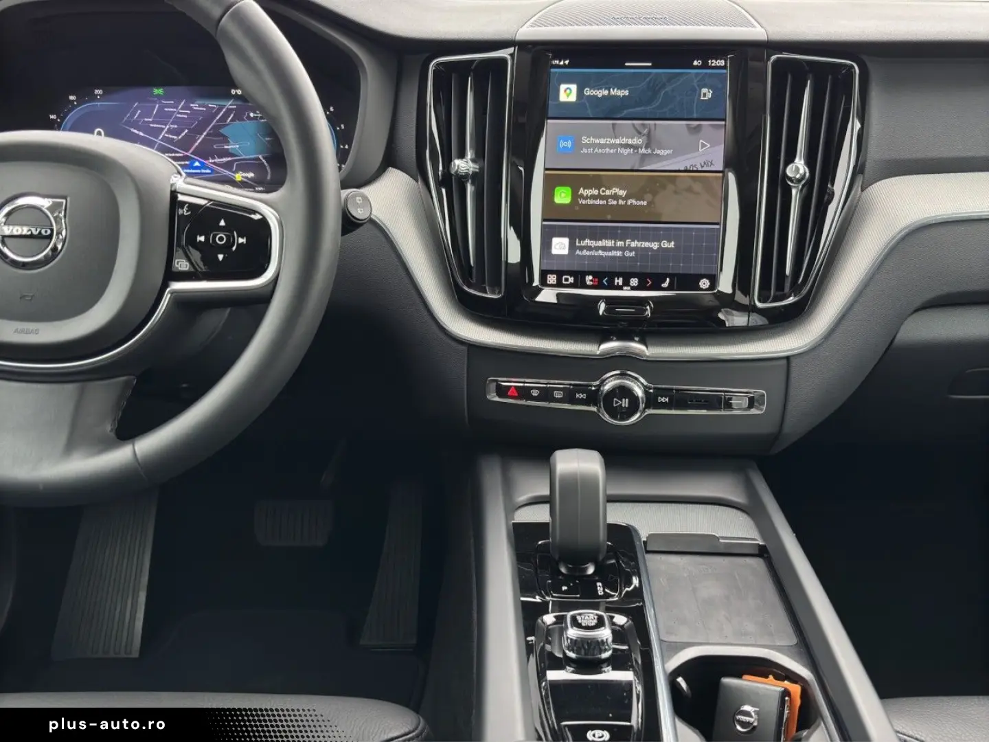 VOLVO XC60 B4 Plus Dark Pano Standhz 360Kam BLIS GJR