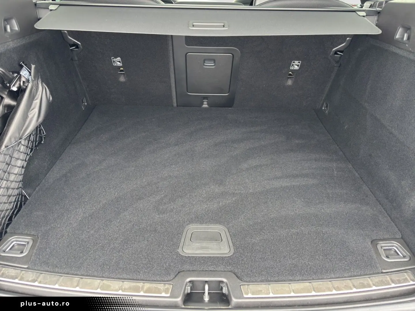 VOLVO XC60 B4 Plus Dark Pano Standhz 360Kam BLIS GJR