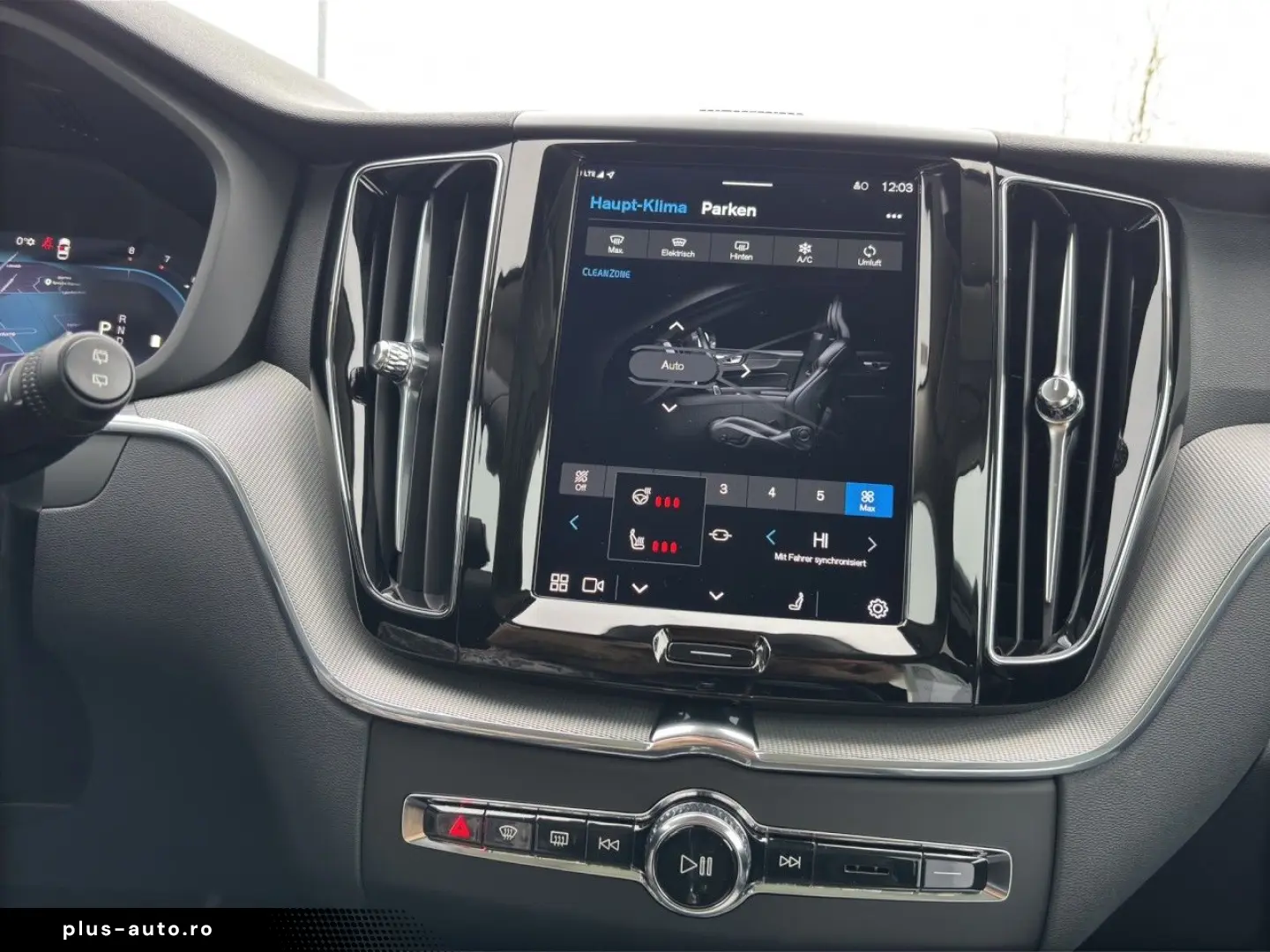 VOLVO XC60 B4 Plus Dark Pano Standhz 360Kam BLIS GJR