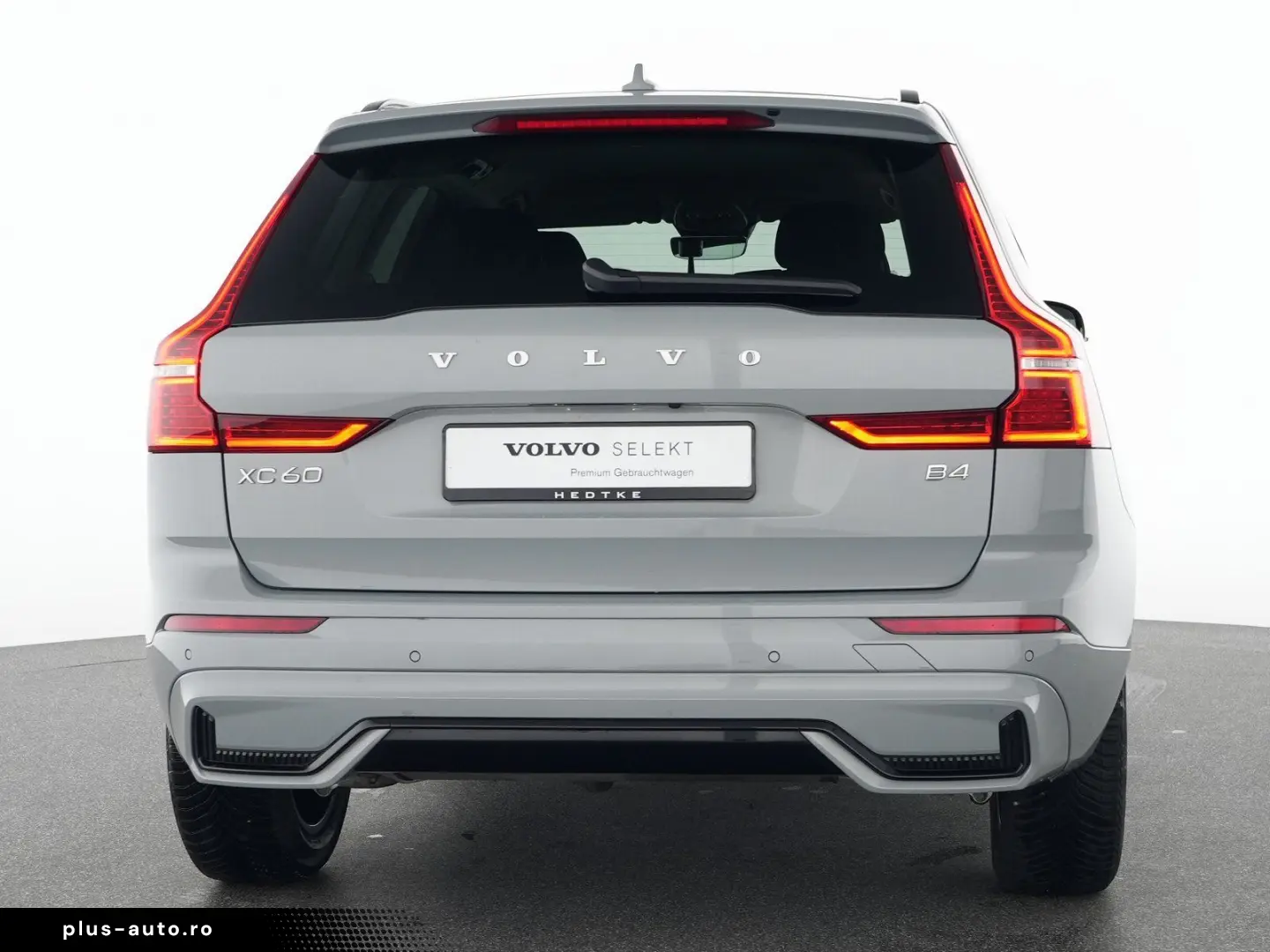 VOLVO XC60 B4 Diesel Plus Dark 19  H&K VOLL-LED ACC