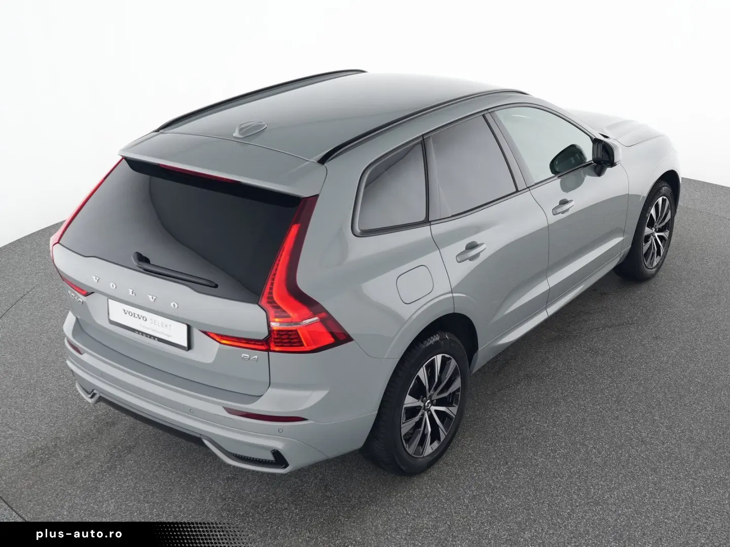 VOLVO XC60 B4 Diesel Plus Dark 19  H&K VOLL-LED ACC