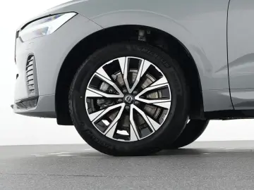 VOLVO XC60 B4 Diesel Plus Dark 19  H&K VOLL-LED ACC