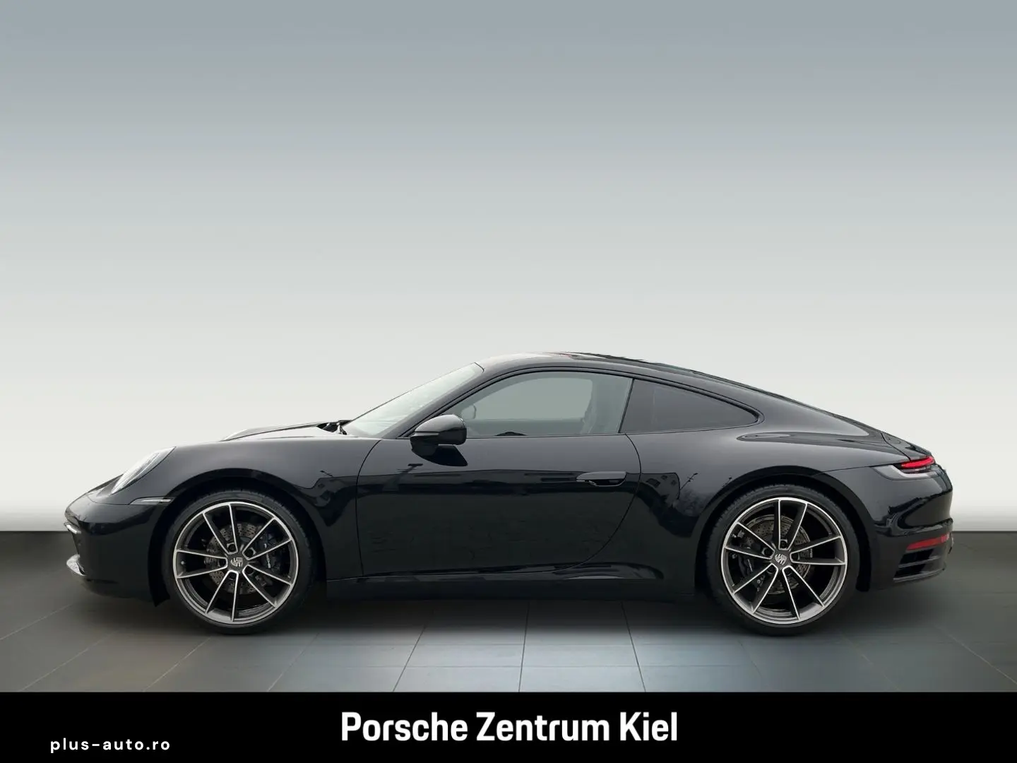 PORSCHE 992 911 Carrera