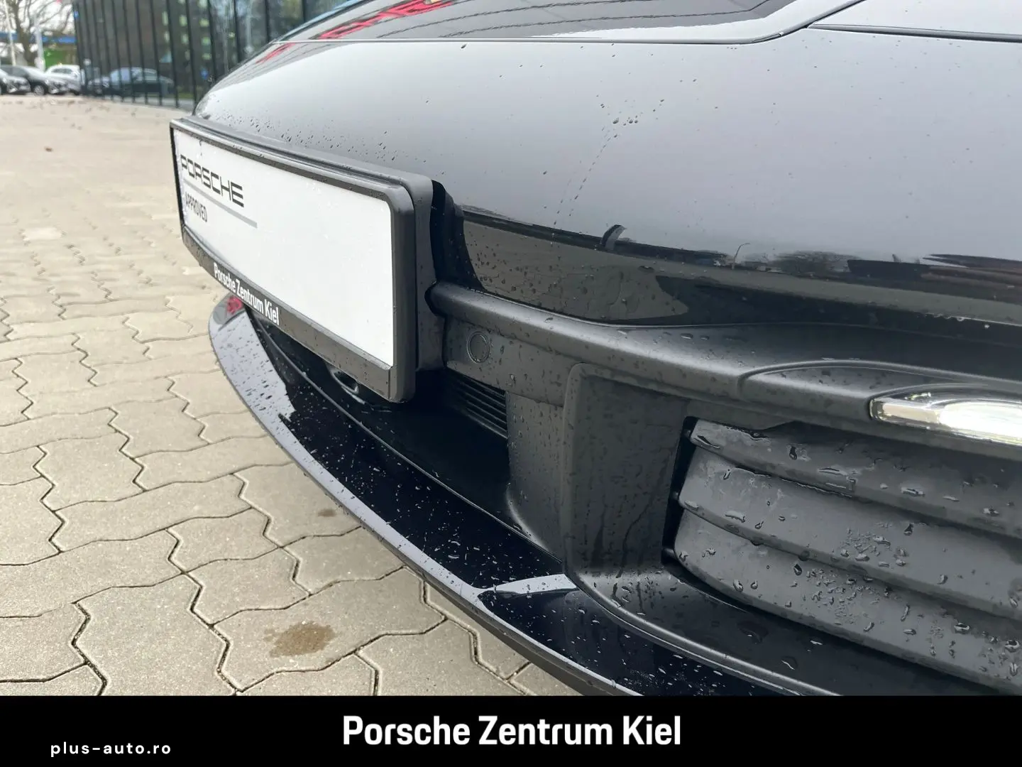 PORSCHE 992 911 Carrera