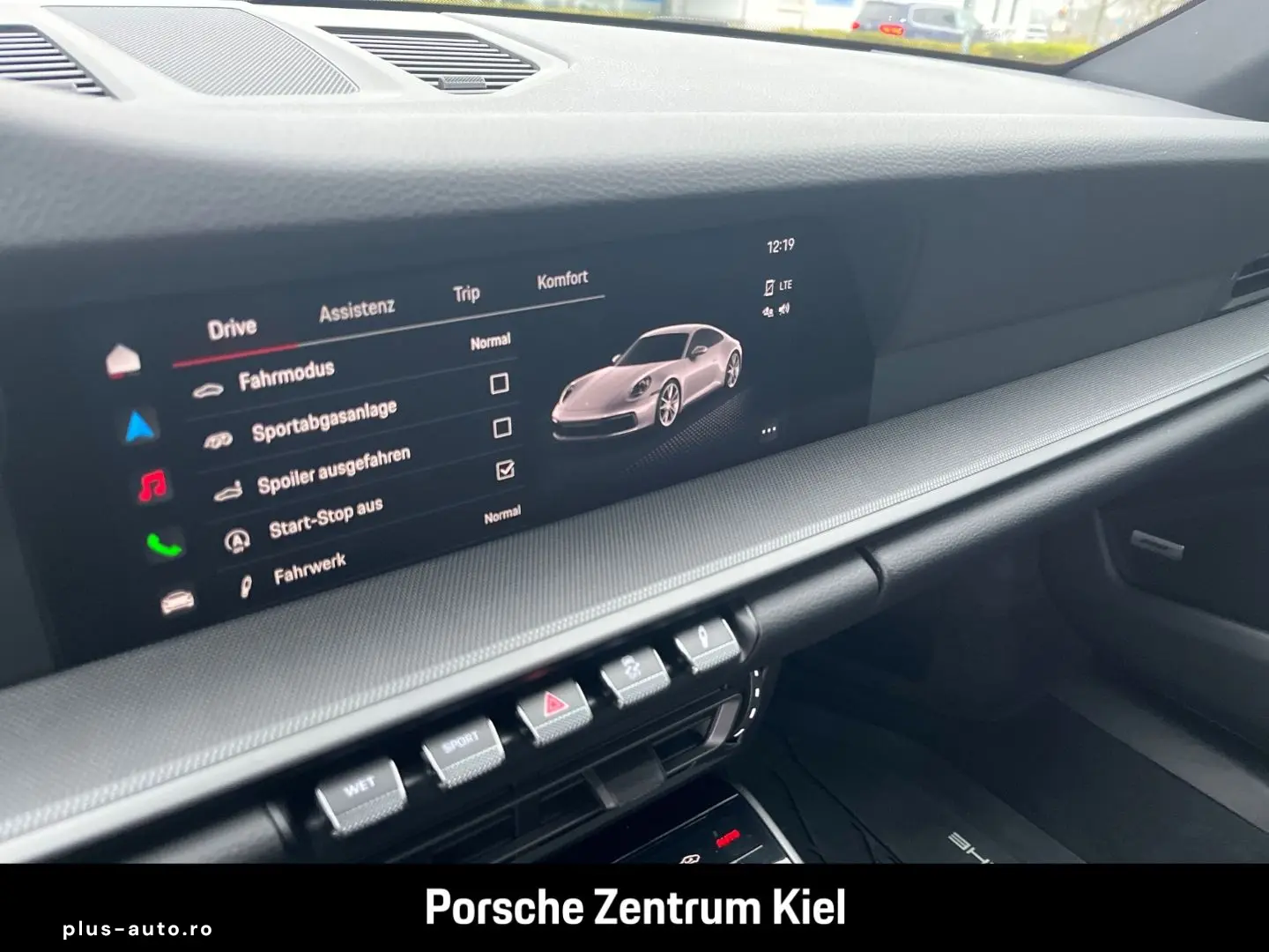 PORSCHE 992 911 Carrera