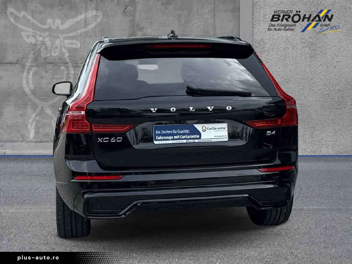 VOLVO XC60 B4 Benzin Plus Dark 2WD