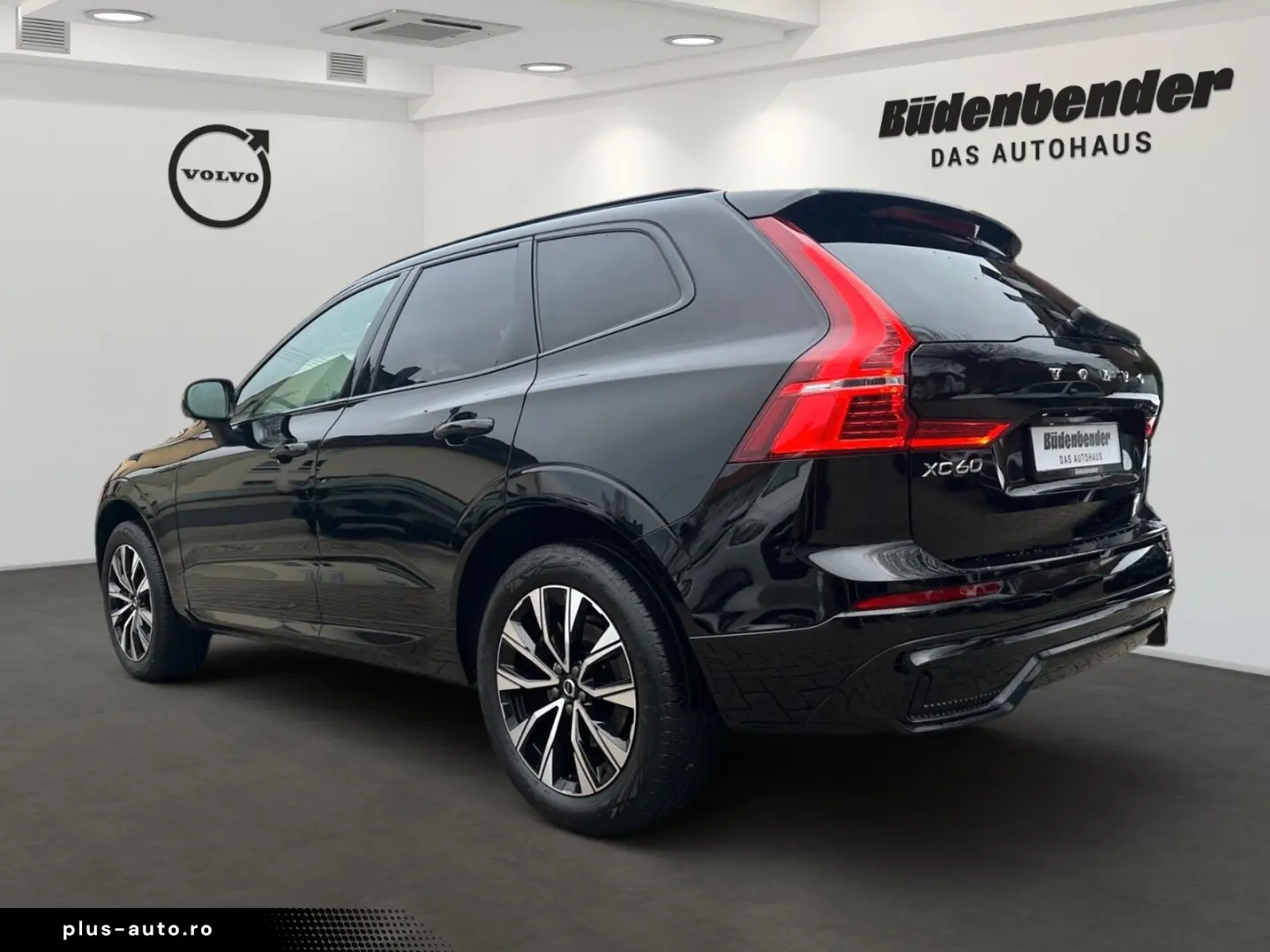 VOLVO XC60 Plus Dark 2WD BLIS ACC