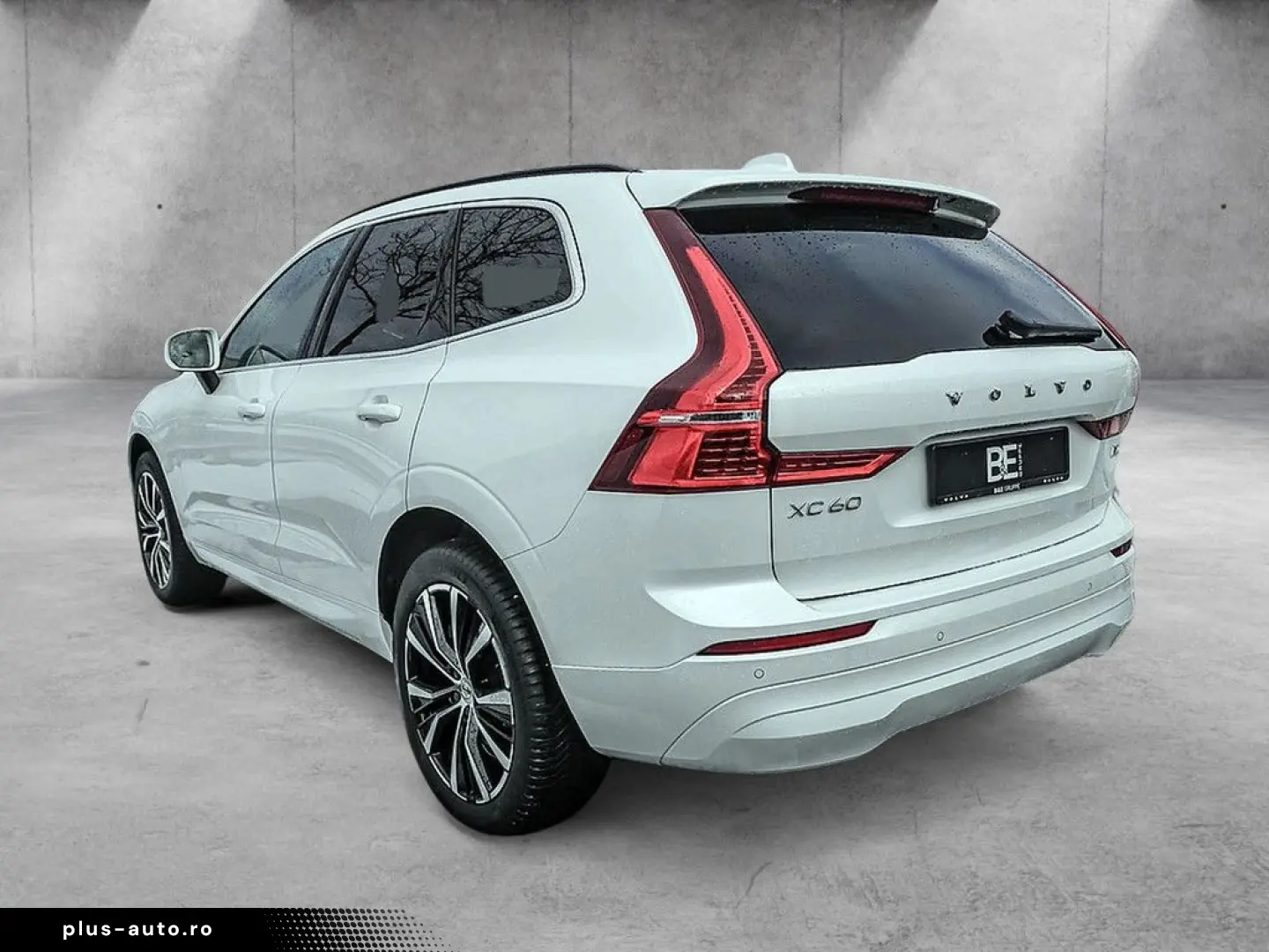VOLVO XC60 2.0 Core 2WD SHZ KAMERA FACEL. STANDHZ LED