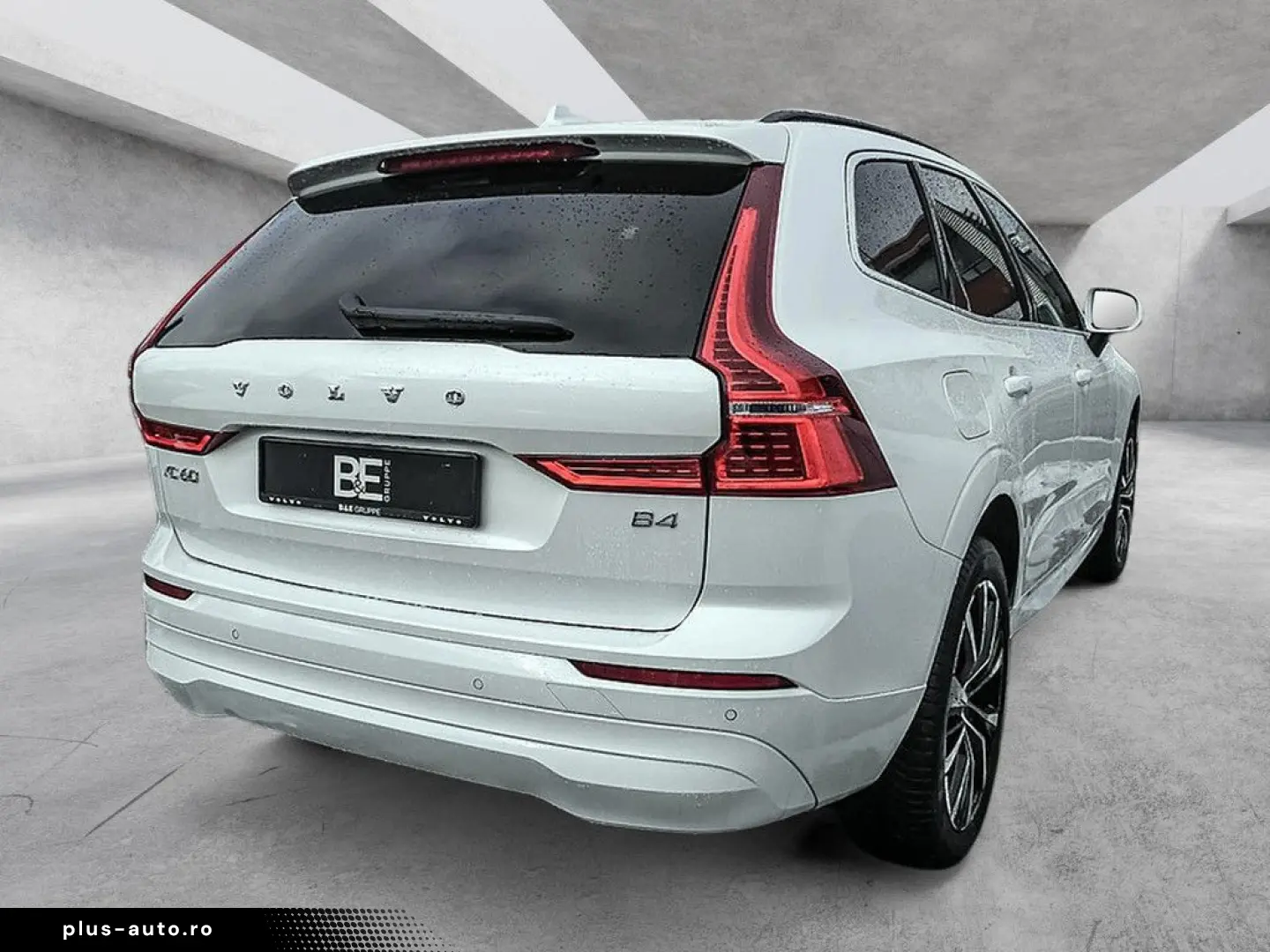 VOLVO XC60 2.0 Core 2WD SHZ KAMERA FACEL. STANDHZ LED