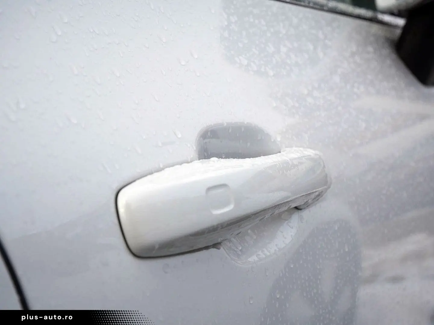 VOLVO XC60 2.0 Core 2WD SHZ KAMERA FACEL. STANDHZ LED