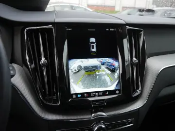 VOLVO XC60 2.0 Core 2WD SHZ KAMERA FACEL. STANDHZ LED