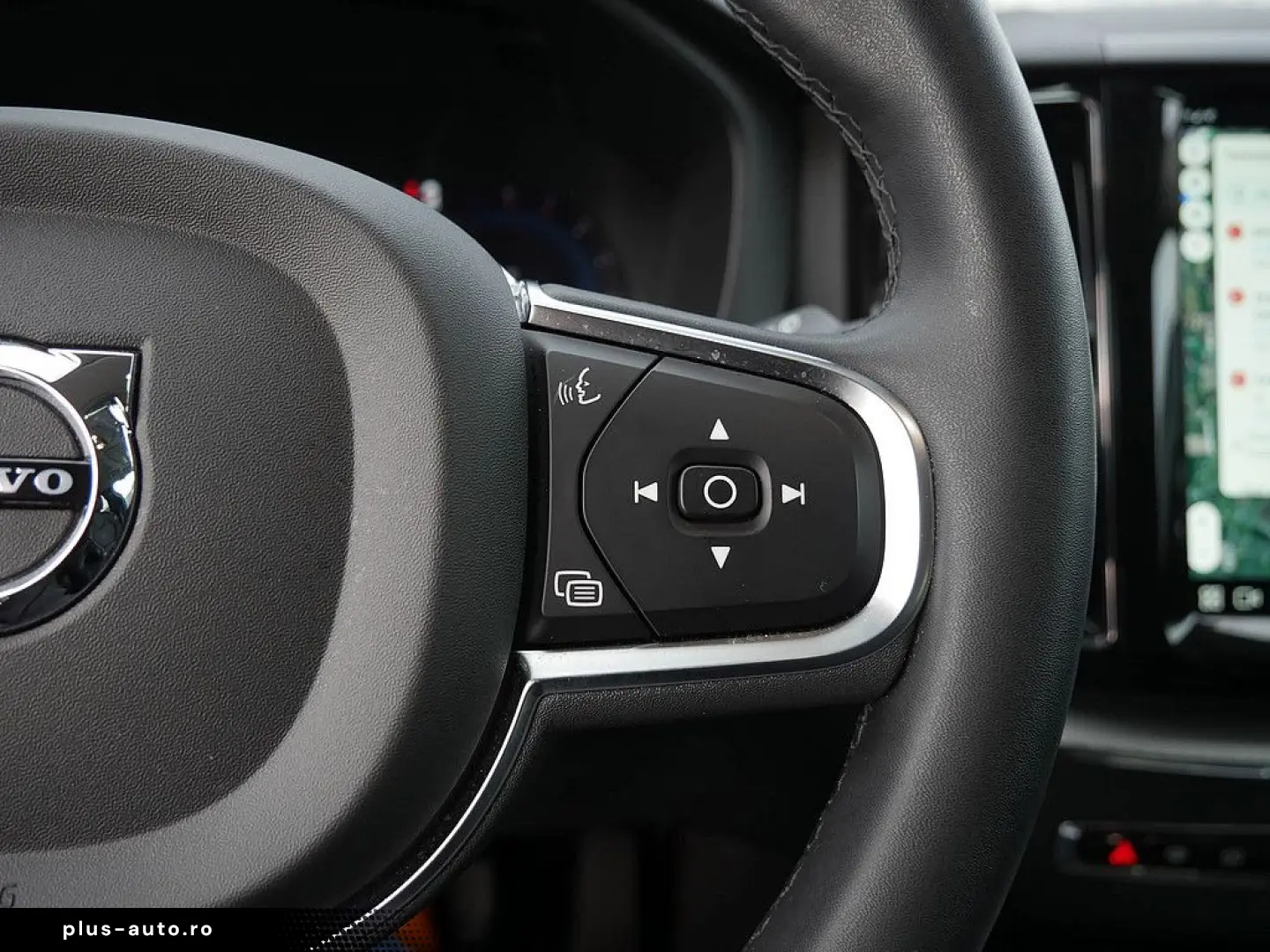 VOLVO XC60 2.0 Core 2WD SHZ KAMERA FACEL. STANDHZ LED