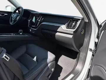 VOLVO XC60 B5 B AWD Core WINTER GJR SiH