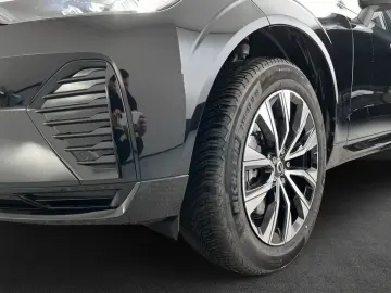 VOLVO XC60 B4 B Plus Dark