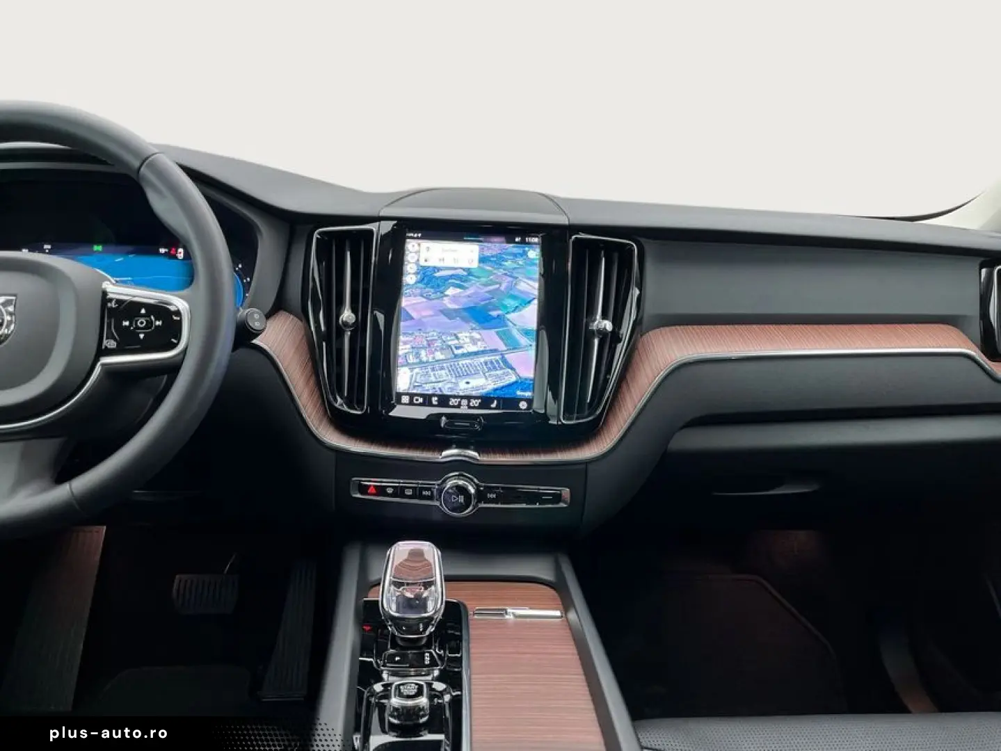 VOLVO XC60 B4 B Plus Dark