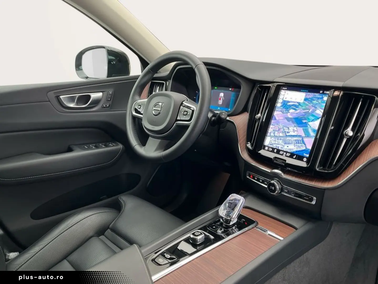 VOLVO XC60 B4 B Plus Dark