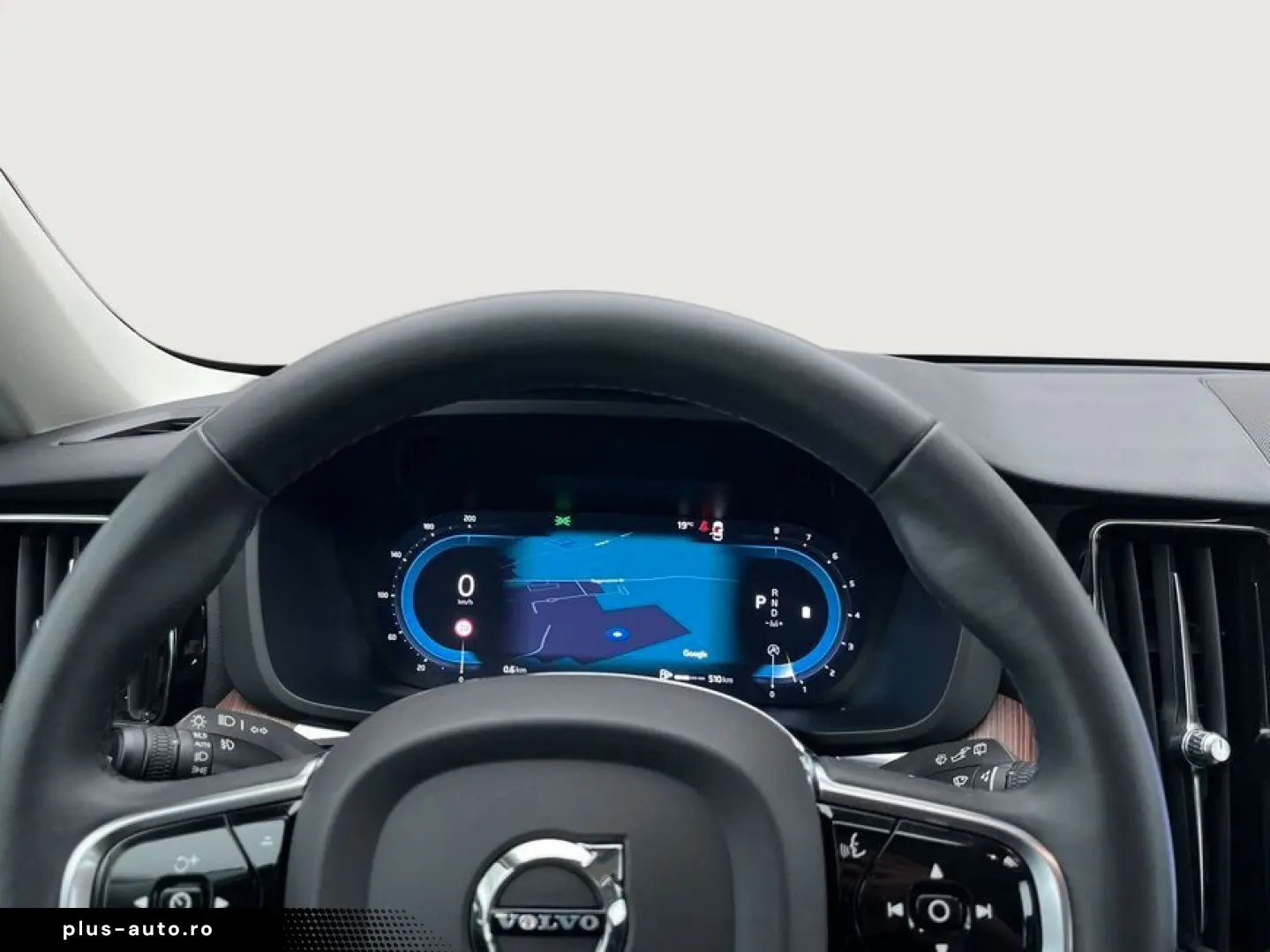 VOLVO XC60 B4 B Plus Dark