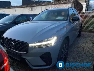 VOLVO XC60 B4 Plus Dark 2WD EU6d MHEV Navi Leder Digit