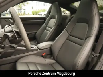 PORSCHE 992 (911) Carrera