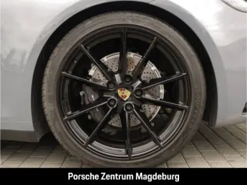 PORSCHE 992 (911) Carrera