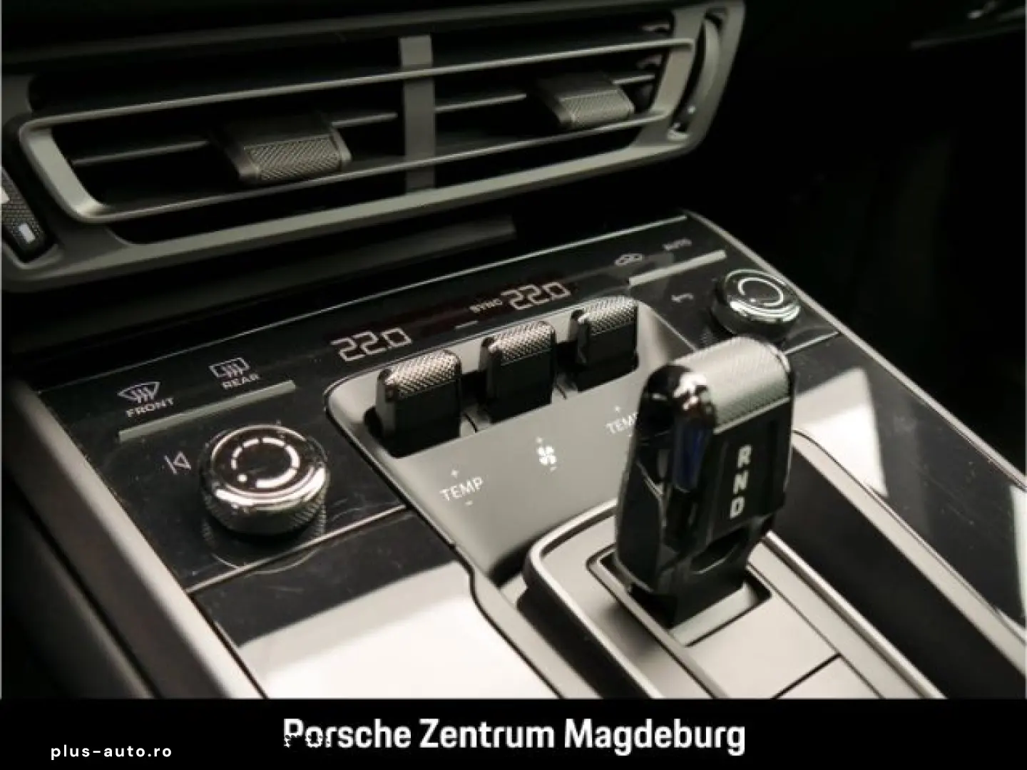 PORSCHE 992 (911) Carrera