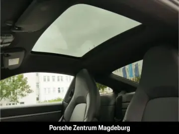 PORSCHE 992 (911) Carrera