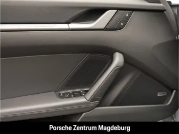 PORSCHE 992 (911) Carrera