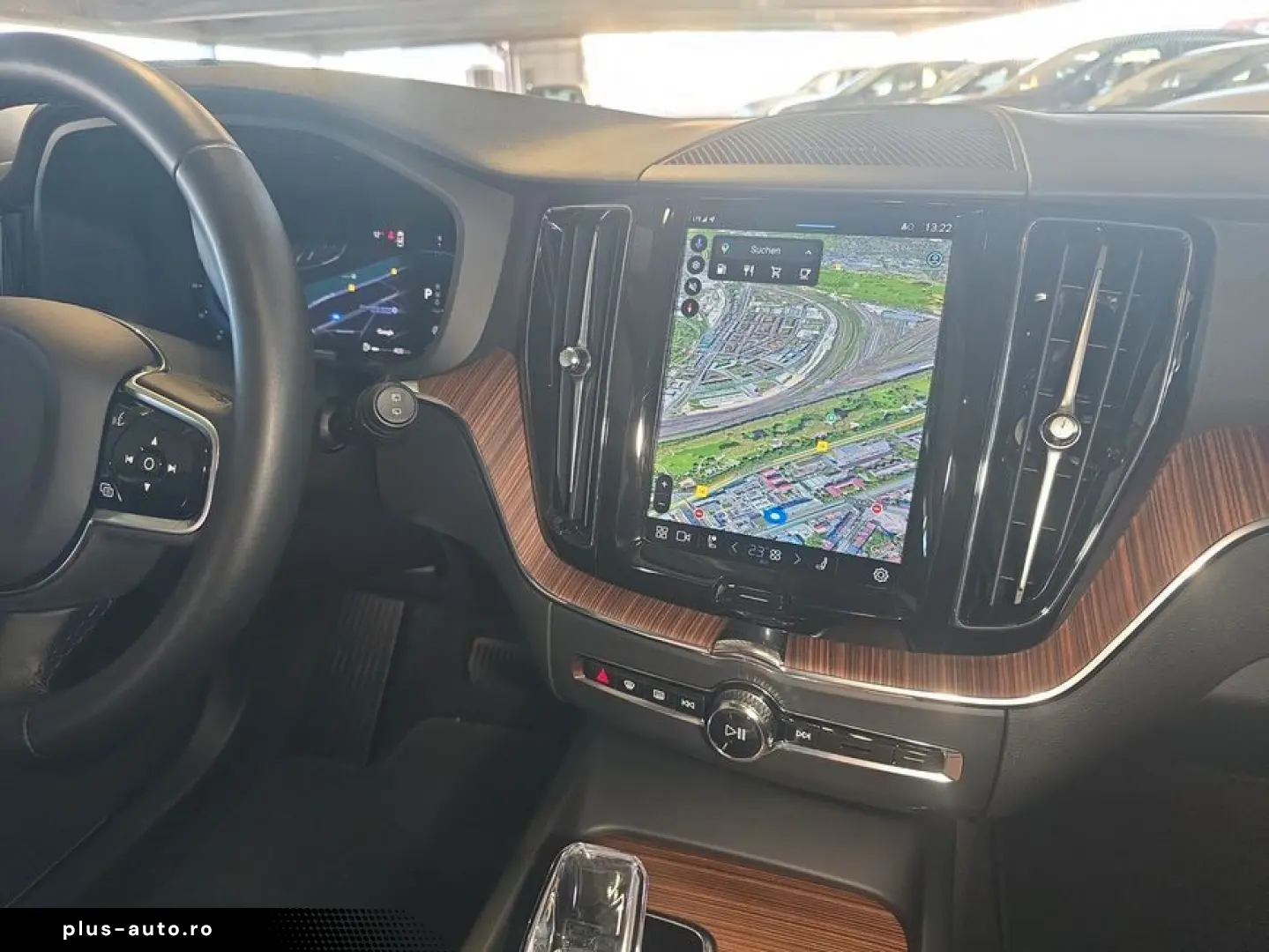 VOLVO XC60 B4 B Plus Dark