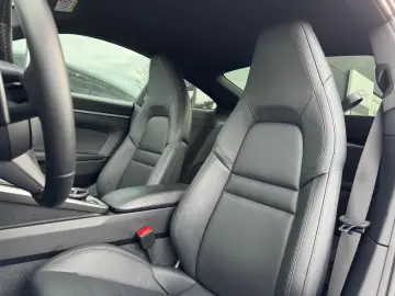 PORSCHE 992.2 Carrera