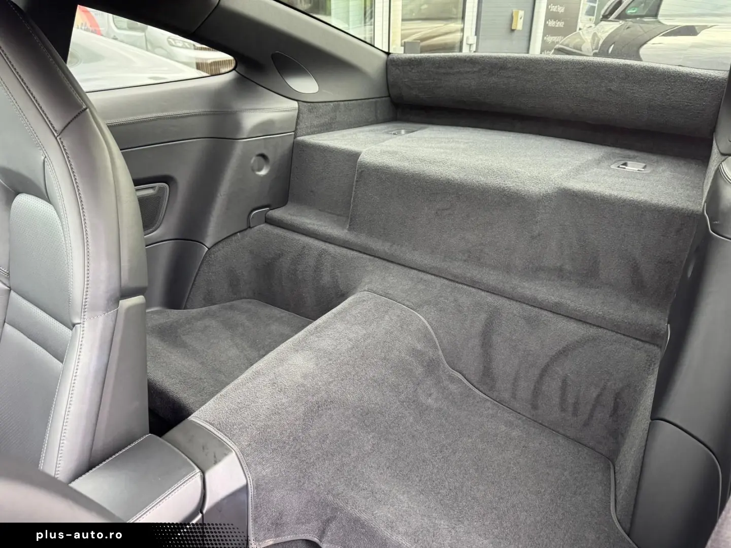 PORSCHE 992.2 Carrera