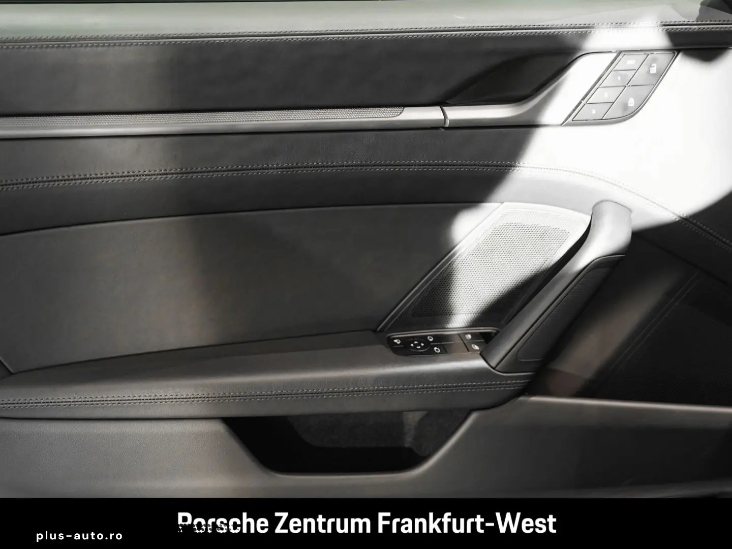 PORSCHE 992 911 Carrera Sport