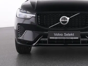 VOLVO XC60 B4 Plus Dark STNDHZ WINTERPAK MEMORY RFK