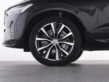 VOLVO XC60 B4 Plus Dark STNDHZ WINTERPAK MEMORY RFK